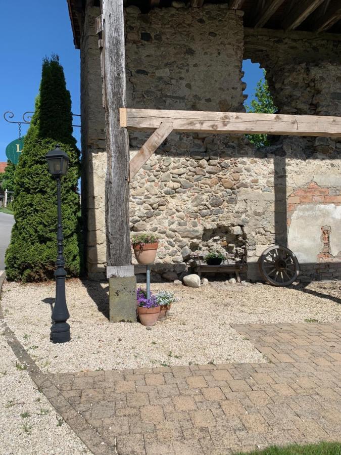 Le Chateau De Vuissens Hotell Eksteriør bilde