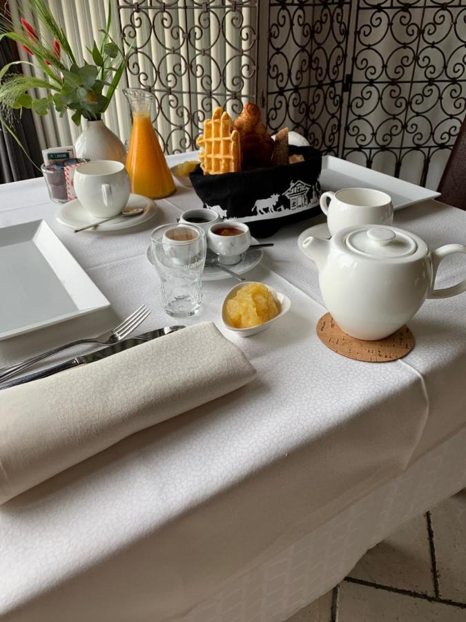 Le Chateau De Vuissens Hotell Eksteriør bilde